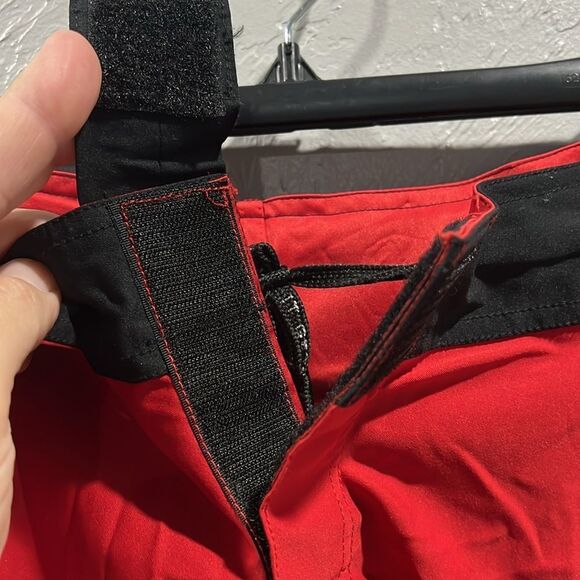 🔥🔥 UFC Ultimate Fighting Championship Red Training Shorts Men Sz 36 - PERFECT - Picture 7 of 13